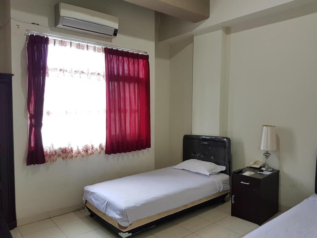 Ning Ed-Hotel Malang Kamer foto